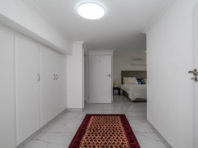 5 Bedroom Apartment / Flat For Sale in Westbrook