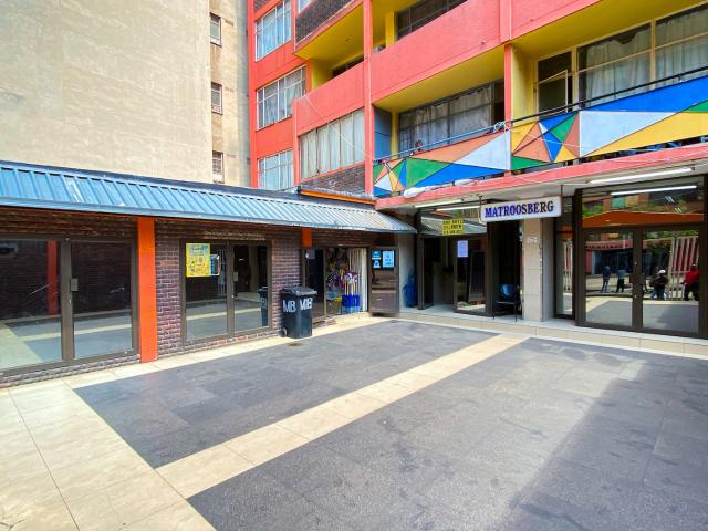 5 Bedroom Apartment in Hillbrow