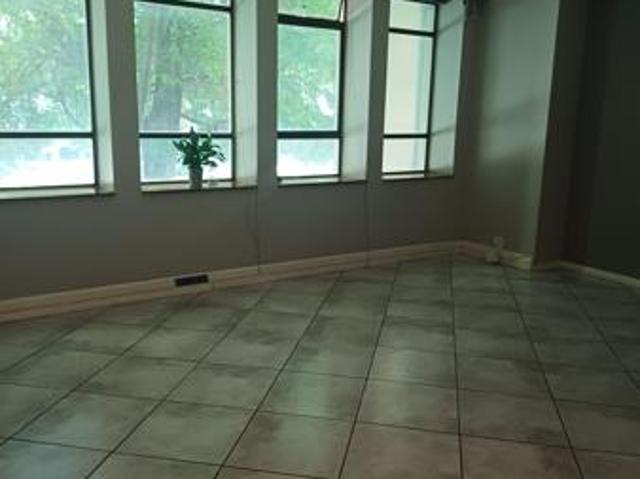 5 Bedroom Apartment in Paarl Central