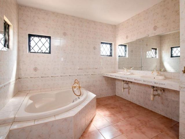 5 bedroom double storey house for sale in Thika Kenya 3KE1634