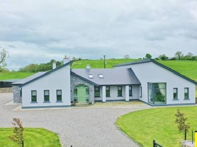 5 bedroom detached house for sale in Kildimo Limerick Ireland