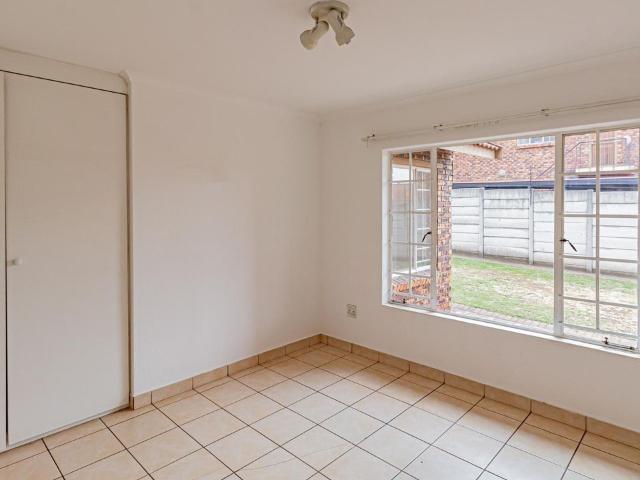 5 Bedroom duplex townhouse sectional for sale in North Riding, Randburg