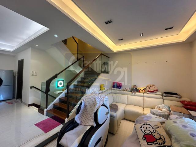 5 bedroom for rent