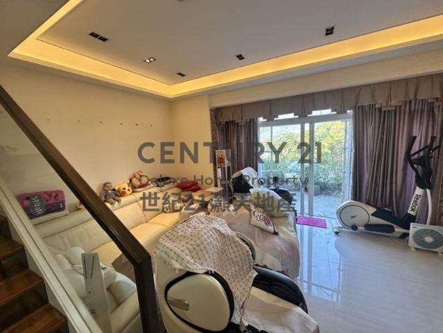 5 bedroom for rent