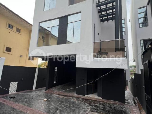 5 Bedroom Flat / Apartment in Ikeja Lagos | Flat / Apartment for sale in ikeja | Flat / Apartment in ikeja | 5 Bedroom | PropertyPro Nigeria