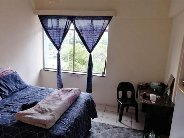 5 Bedroom Flat in Sunnyside