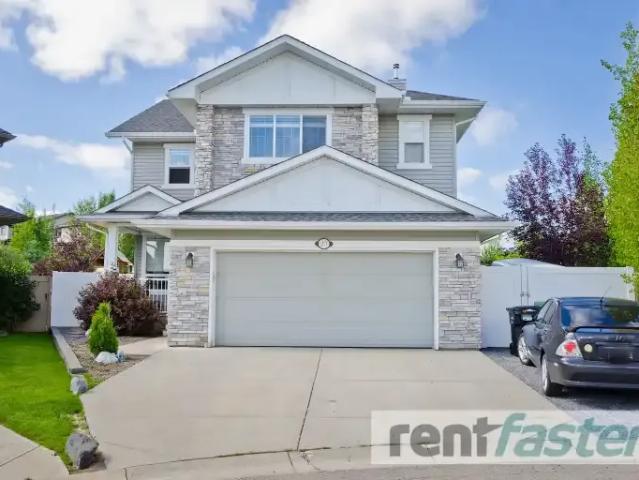 5 Bedroom House Calgary AB 103338078
