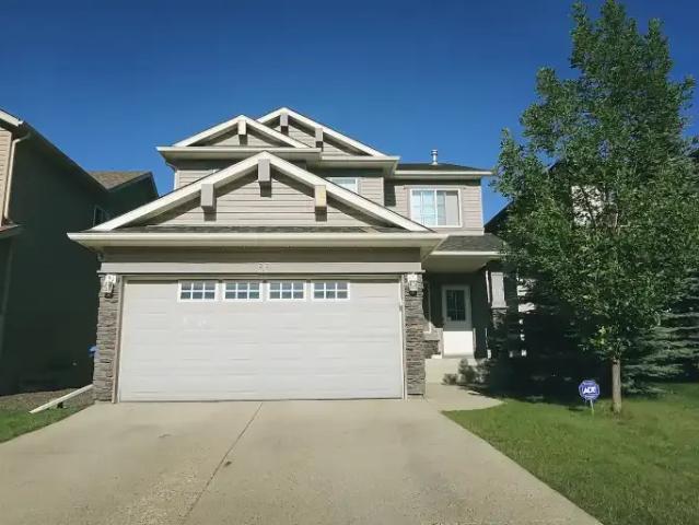 5 Bedroom House Calgary AB 104753832