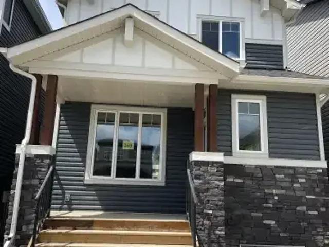 5 Bedroom House Calgary AB 104794394