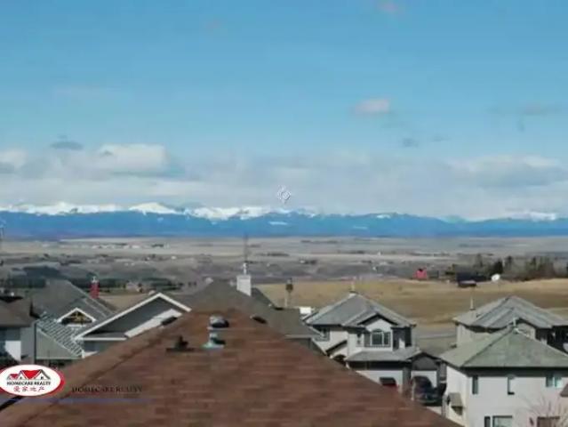 5 Bedroom House Calgary AB 104991464
