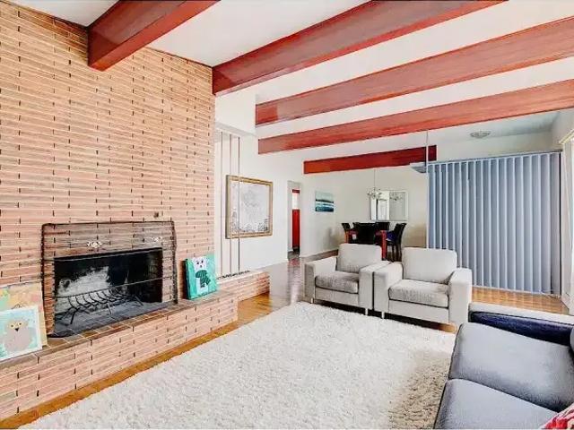 5 Bedroom House Calgary AB 105334059