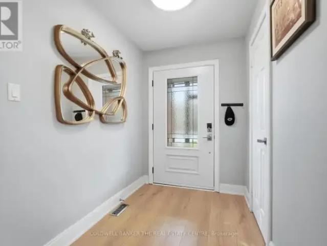5 Bedroom House Burlington ON 102518822