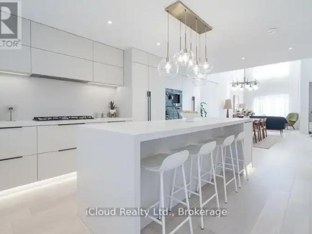 5 Bedroom House Burlington ON 102085804
