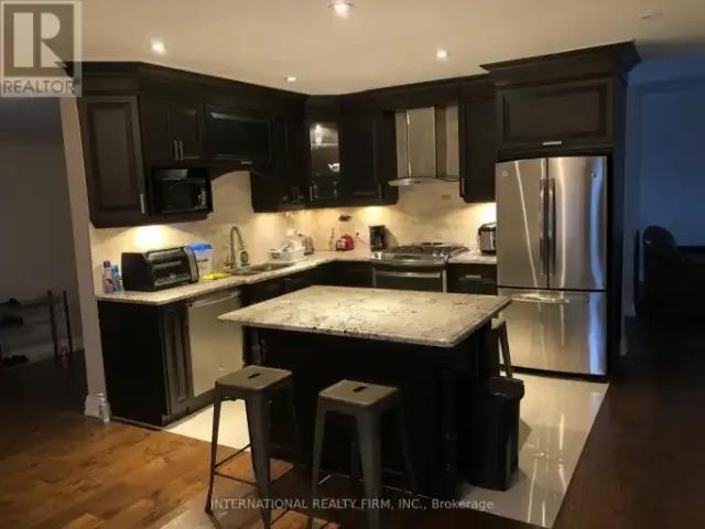 5 Bedroom House Grimsby ON 103322698