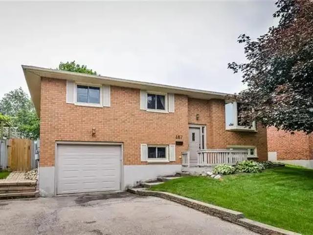 5 Bedroom House Guelph ON 102243011
