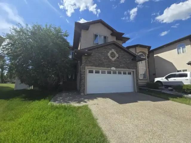 5 Bedroom House Edmonton AB 104563647