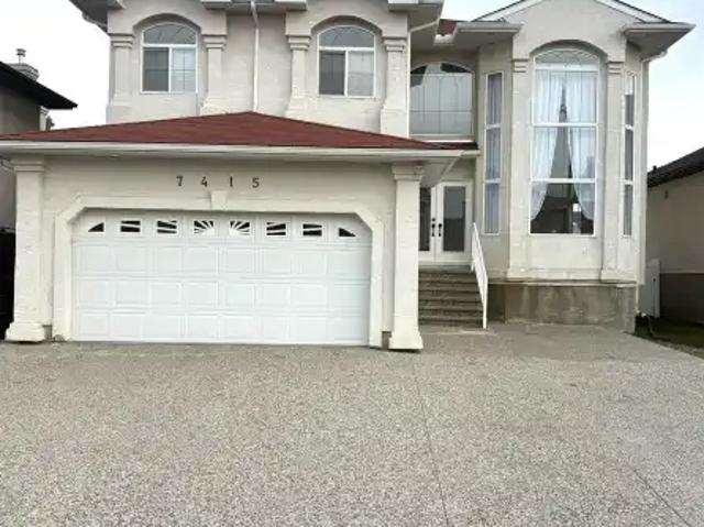5 Bedroom House Edmonton AB 103215887