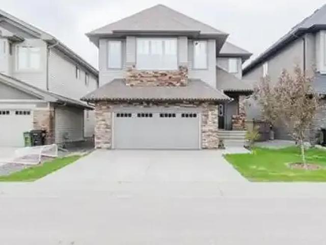 5 Bedroom House Edmonton AB 103411279