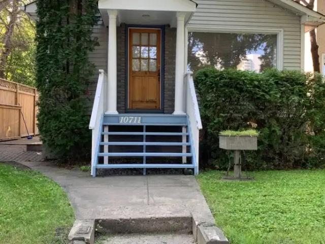 5 Bedroom House Edmonton AB 103611147