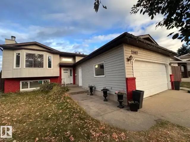 5 Bedroom House Edmonton AB LS101090200