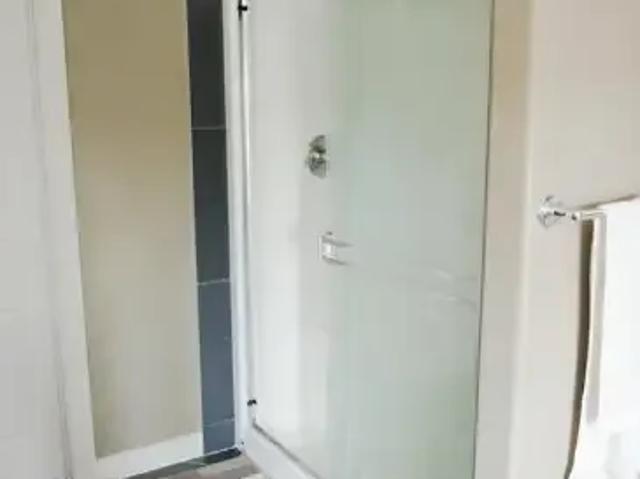 5 Bedroom House Edmonton AB LS102306701
