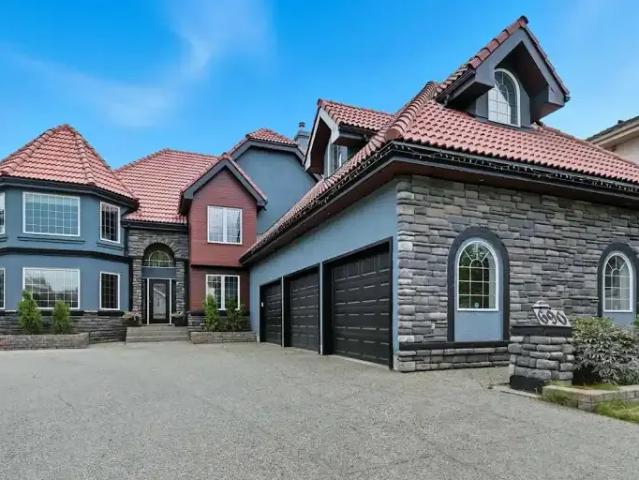 5 Bedroom House Edmonton AB LS104986015