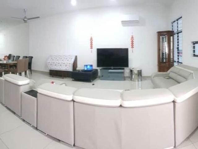 5 Bedroom House for rent in Johor Bahru, Johor