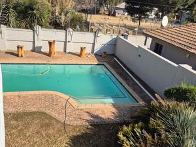 5 bedroom house for rent in raslouw
