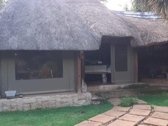 5 Bedroom House For Sale in Bonaero Park