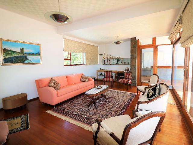 5 Bedroom House For Sale in Bonnie Doon