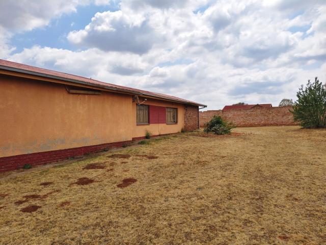 5 Bedroom House For Sale in Balfour