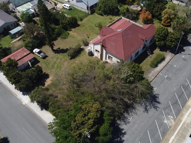5 Bedroom house for sale in Bredasdorp