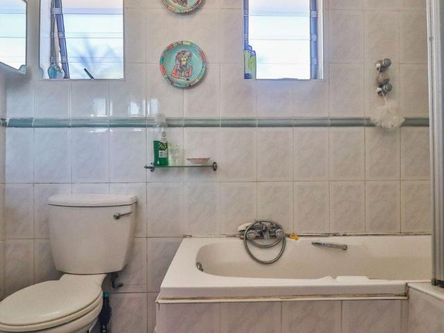 5 Bedroom house sold in George South