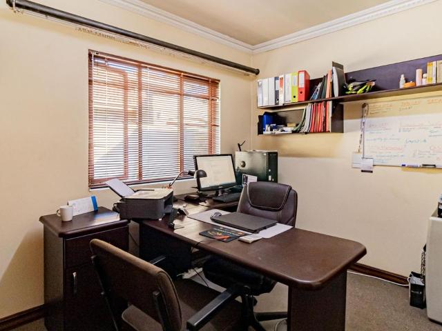 4 Bedroom house for sale in Glen Marais, Kempton Park