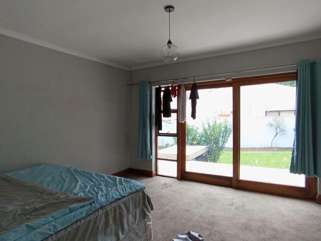 5 Bedroom House For Sale in Dowerglen