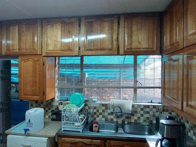 5 Bedroom house for sale in Daspoort Estate, Pretoria
