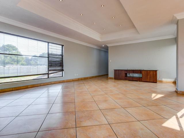 5 Bedroom House For Sale in Dunblane Lifestyle & Equestrian Estate