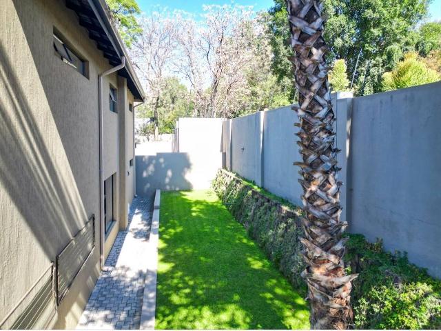 5 Bedroom House For Sale in Edenburg