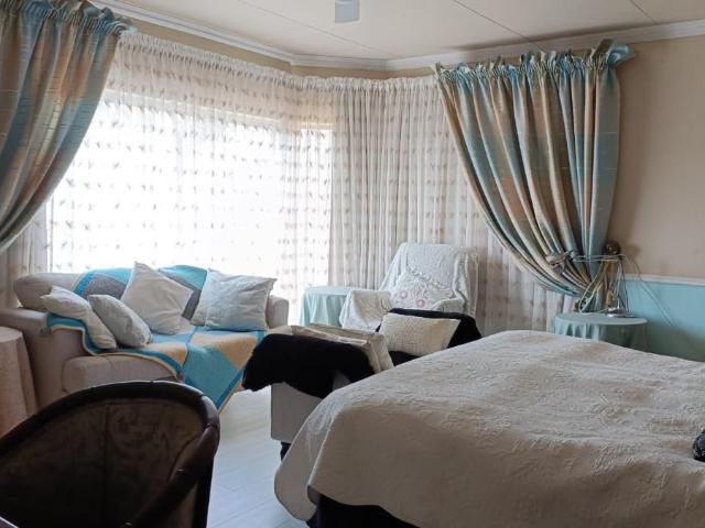 5 Bedroom house for sale in Fichardt Park, Bloemfontein