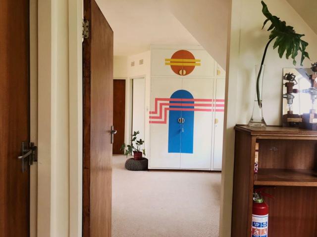 5 Bedroom House For Sale in Kensington