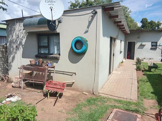 5 Bedroom house for sale in Hospitaalpark, Bloemfontein