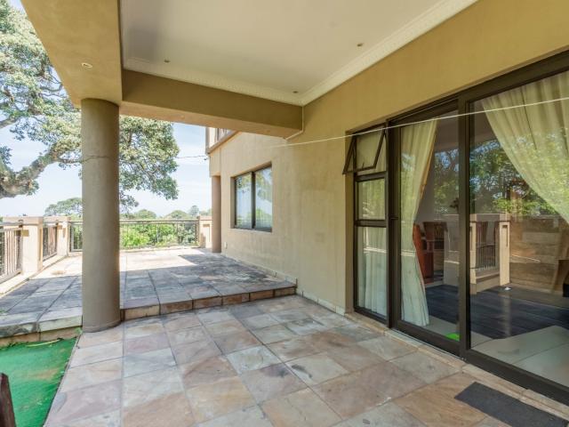 5 Bedroom House For Sale in La Lucia