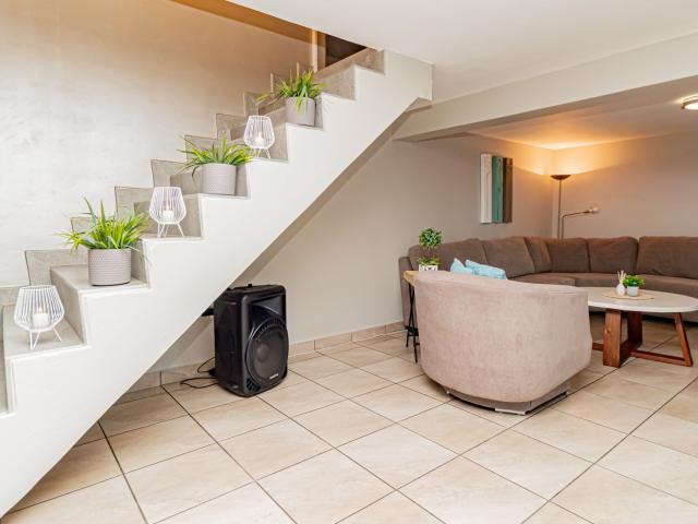 5 Bedroom House For Sale in Linmeyer