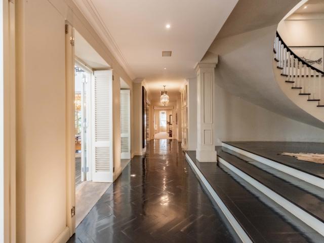 5 Bedroom House For Sale in Mount Edgecombe Country Club Estate
