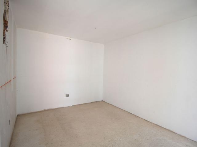 5 Bedroom House For Sale in Morningside Manor