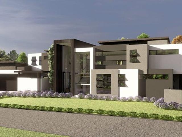 5 Bedroom House For Sale in Midstream Heights