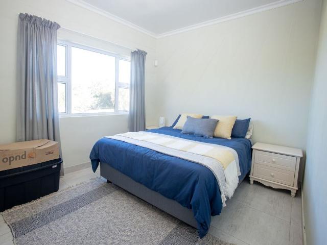 5 Bedroom House For Sale in Nahoon Valley