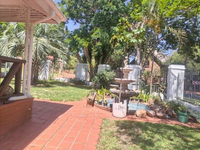5 Bedroom house for sale in Ninapark, Akasia