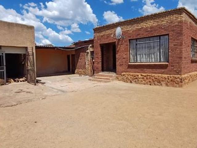 5 Bedroom House For Sale in Soshanguve JJ