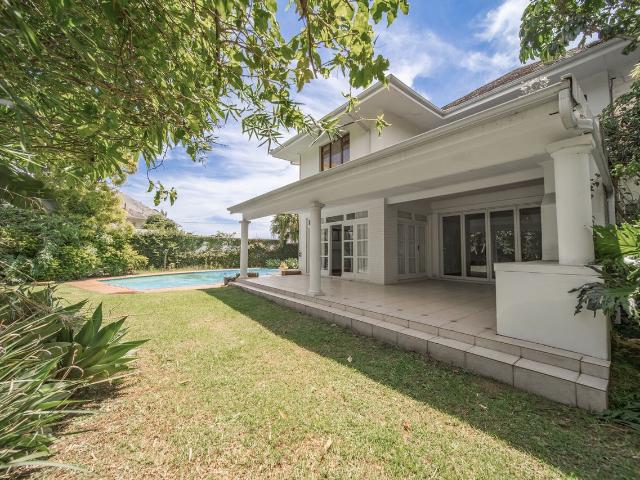 5 Bedroom House For Sale in Selborne